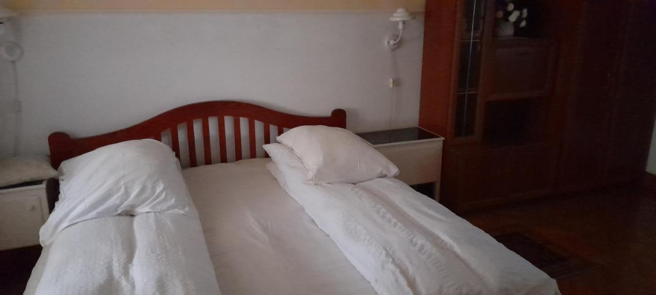 Garden Szivarvany Utcai Vendeghaz Szeged Ngoại thất bức ảnh